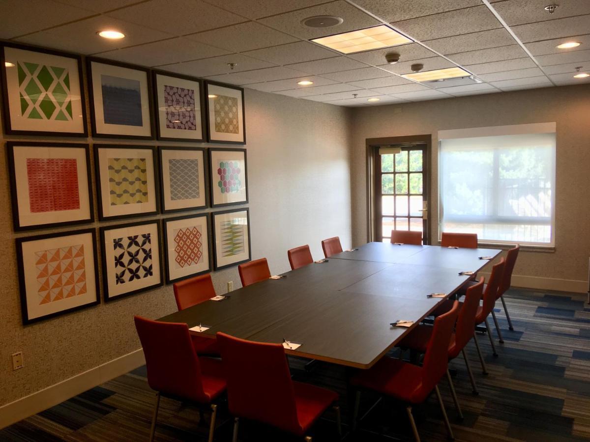 Holiday Inn Express Hotel & Suites Bethlehem Airport/Allentown Area By Ihg Exterior foto